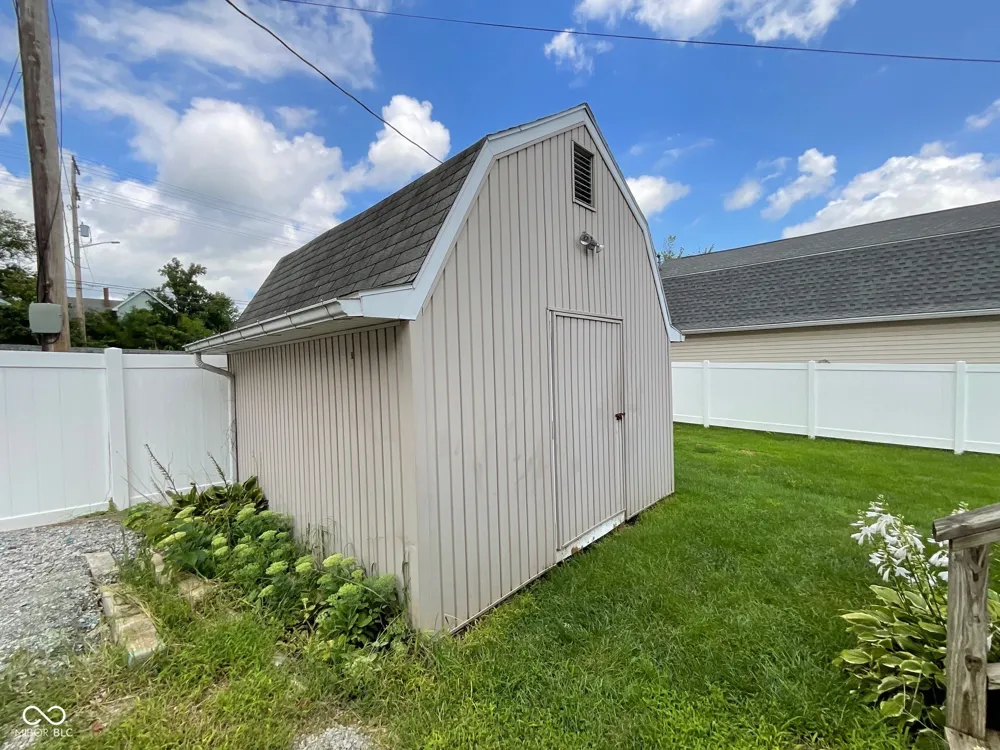 407 McCune Avenue Rockville, IN 47872