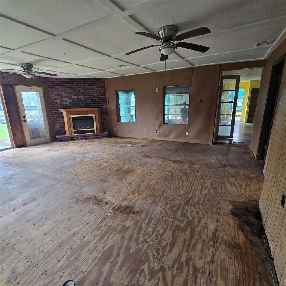 1471 Private Road 652 Sargent, TX 77414