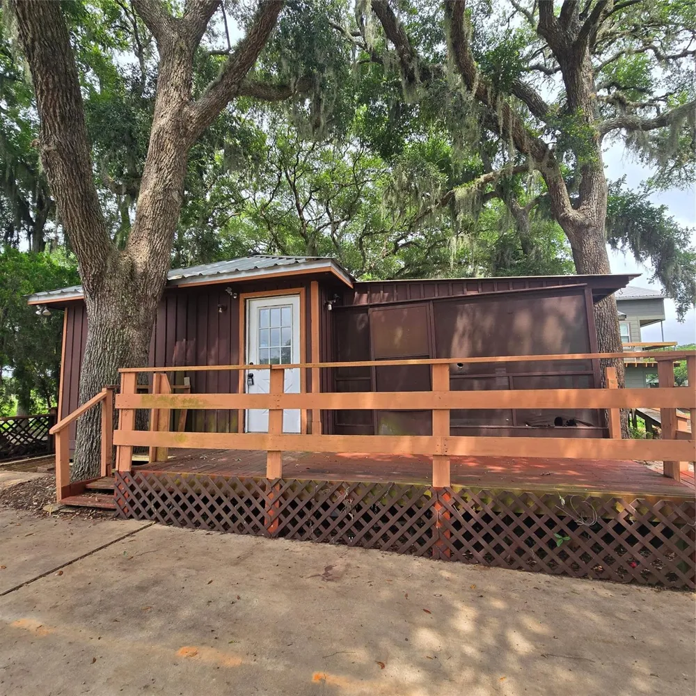 1471 Private Road 652 Sargent, TX 77414