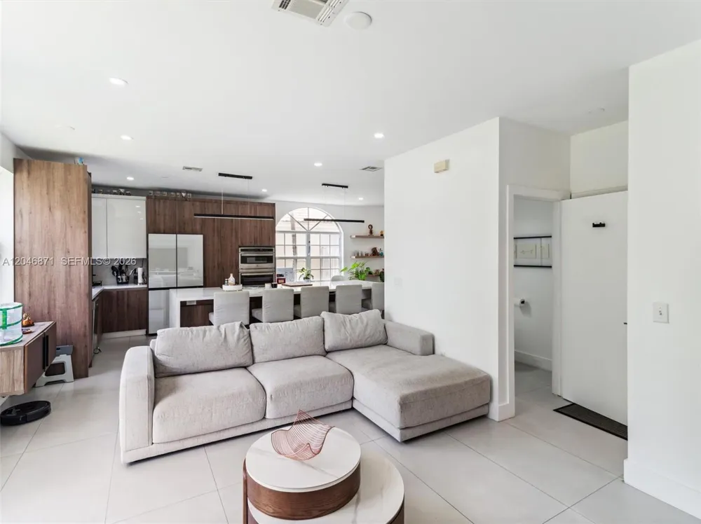 15760 NW 16th Ct #15760 Pembroke Pines, FL 33028