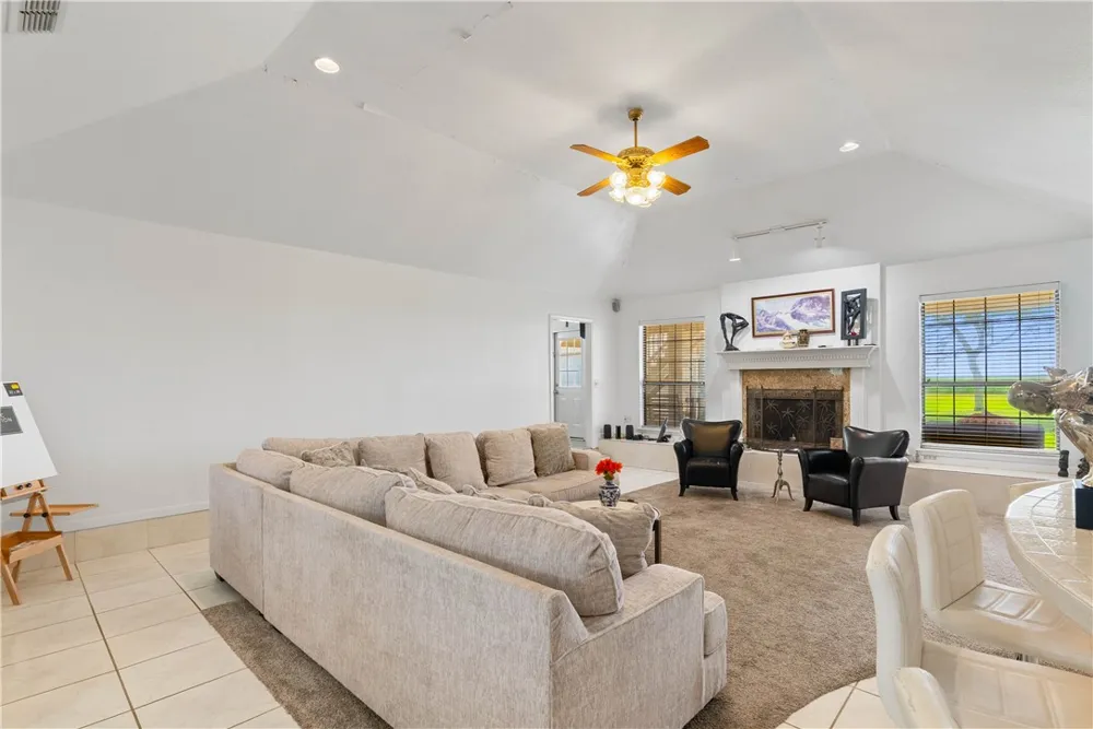 4958 Bluebird Street Robstown, TX 78380