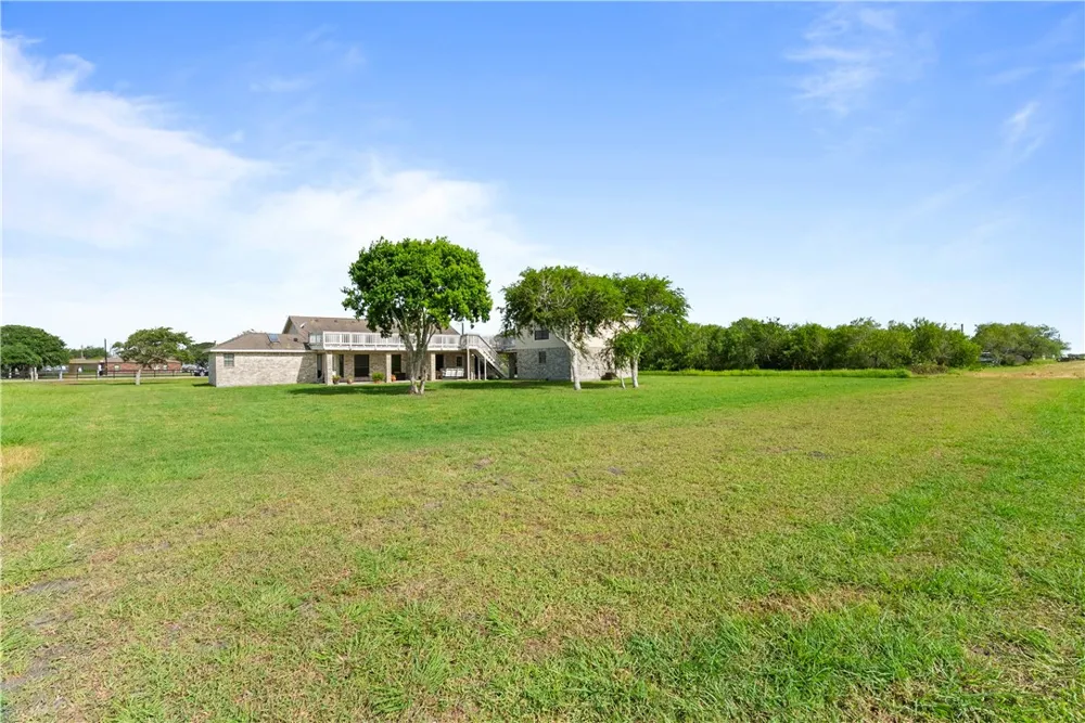 4958 Bluebird Street Robstown, TX 78380