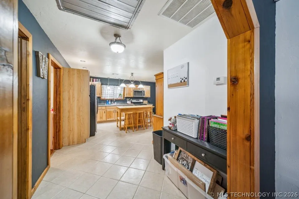 396 Cherokee Lane Bluejacket, OK 74333