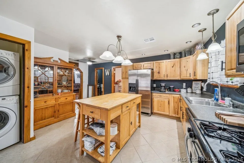 396 Cherokee Lane Bluejacket, OK 74333