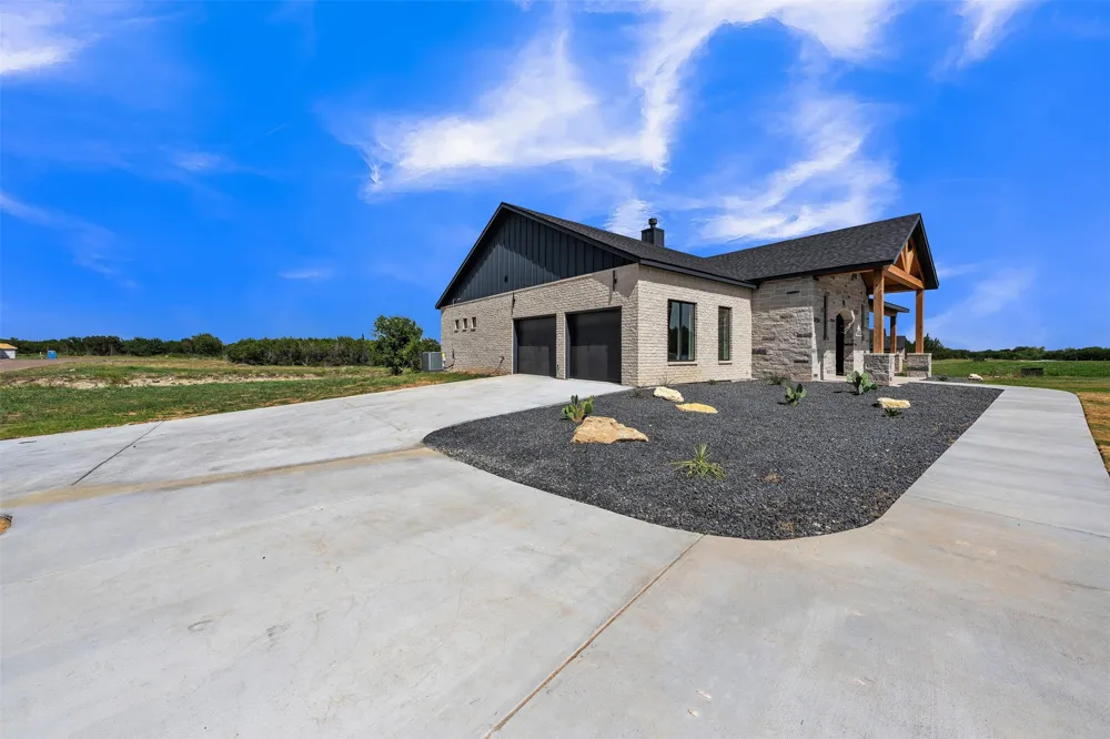 7701 Kenleigh Lane Rio Vista, TX 76093