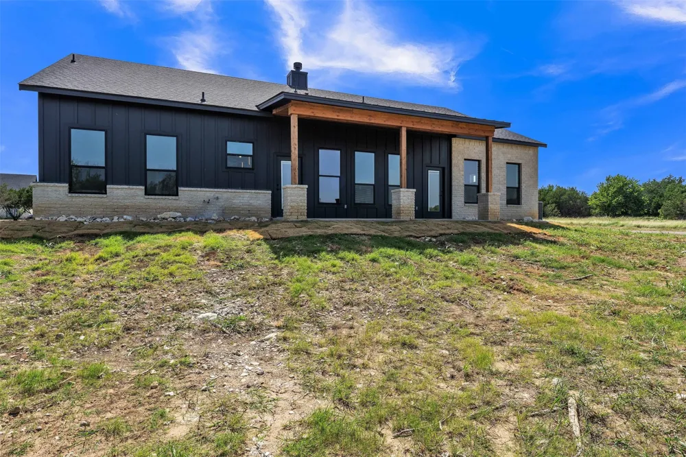 7701 Kenleigh Lane Rio Vista, TX 76093