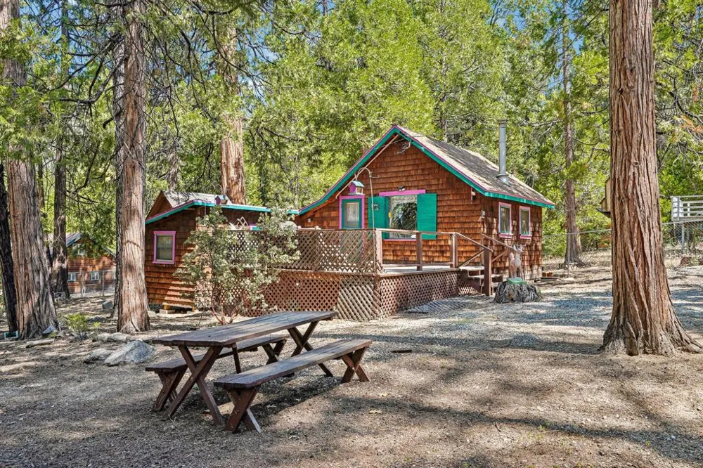 25145 Fern Valley Road Idyllwild, CA 92549