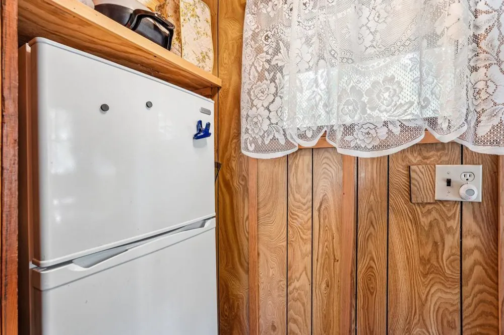 25145 Fern Valley Road Idyllwild, CA 92549