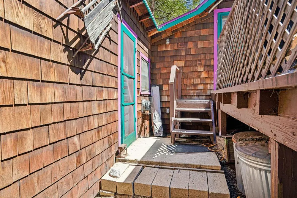 25145 Fern Valley Road Idyllwild, CA 92549
