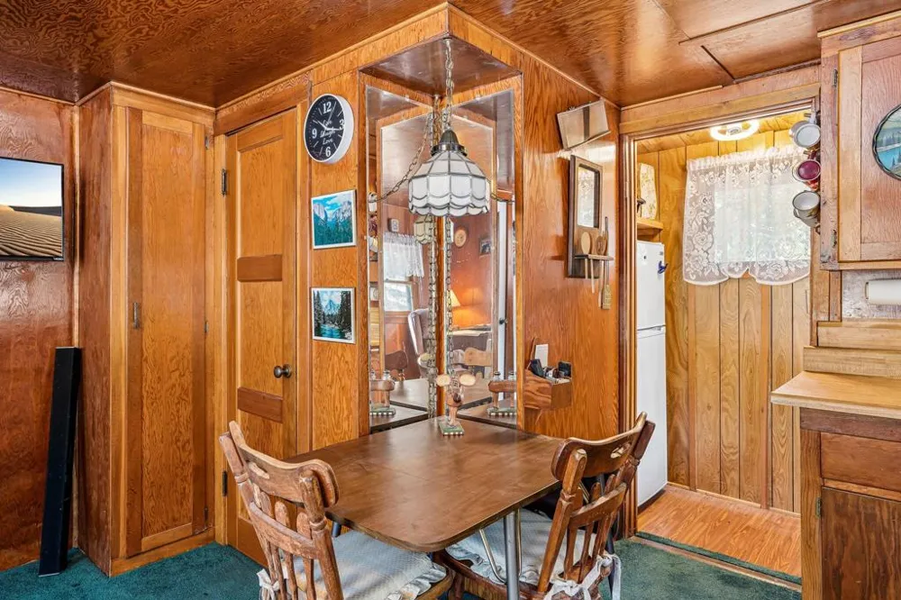 25145 Fern Valley Road Idyllwild, CA 92549