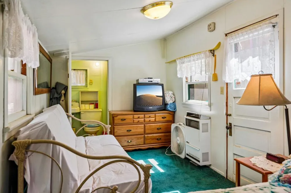 25145 Fern Valley Road Idyllwild, CA 92549