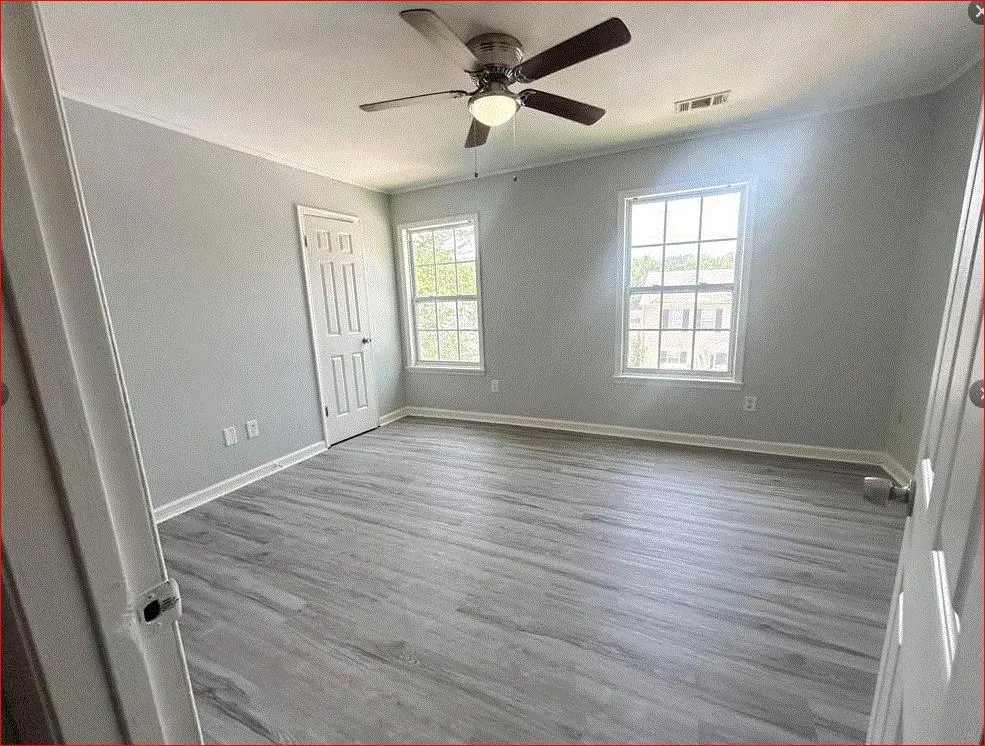 1021 Thornwoode Lane Stone Mountain, GA 30083
