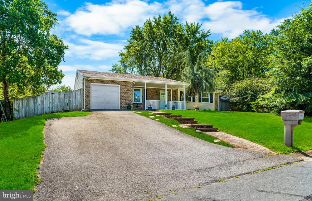 2256 WESTWOOD DRIVE Waldorf, MD 20601