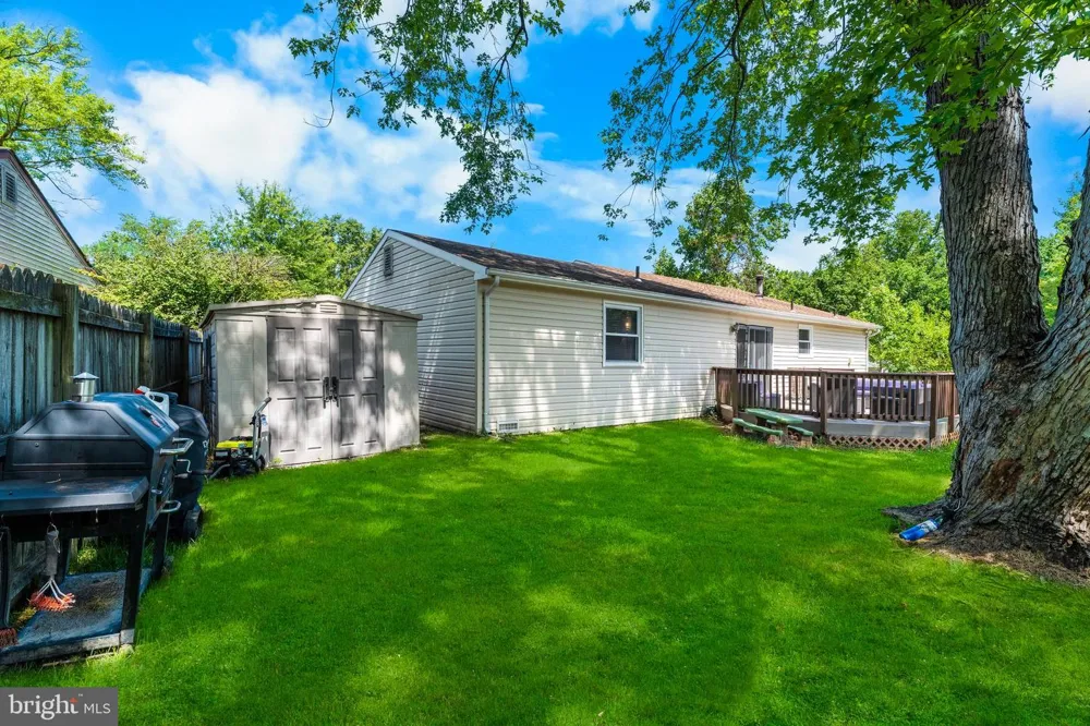 2256 WESTWOOD DRIVE Waldorf, MD 20601