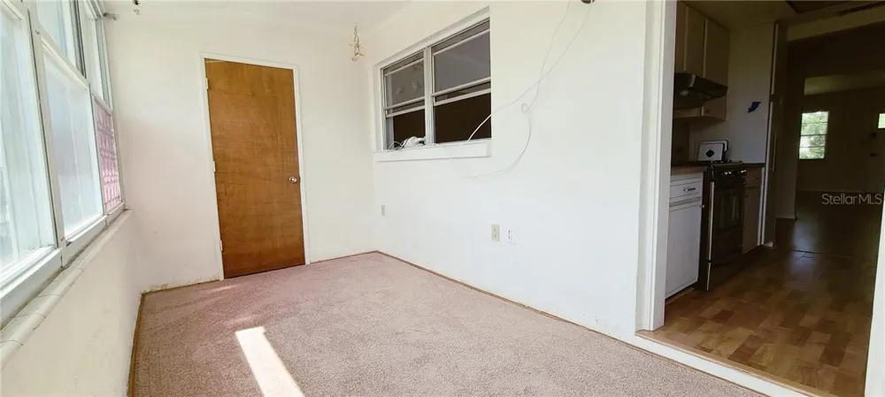 911 WASHINGTON AVENUE #305 Largo, FL 33770