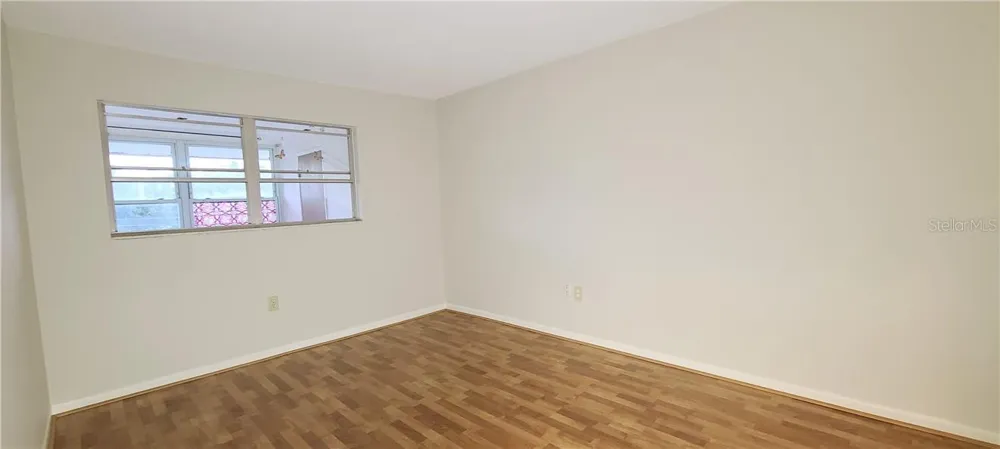 911 WASHINGTON AVENUE #305 Largo, FL 33770