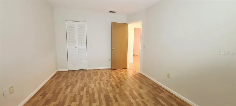 911 WASHINGTON AVENUE #305 Largo, FL 33770