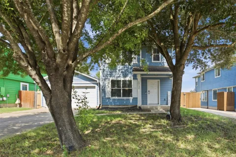 13132 Briarcreek Loop