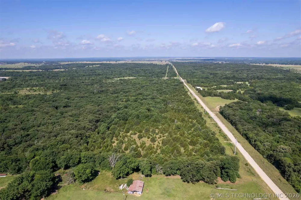 15 E 1180 ROAD Okemah, OK 74859