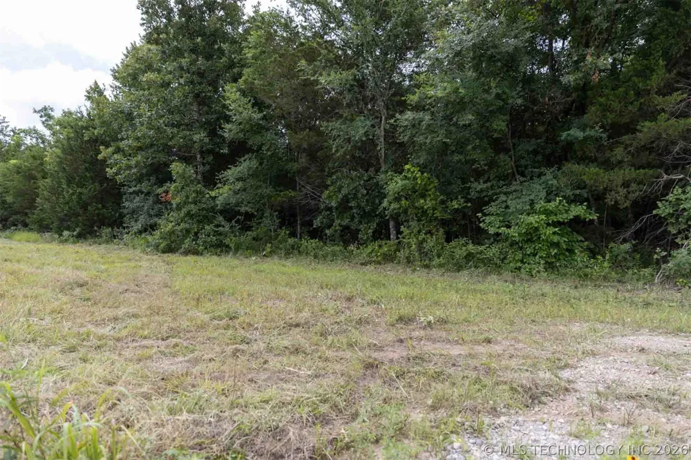 15 E 1180 ROAD Okemah, OK 74859