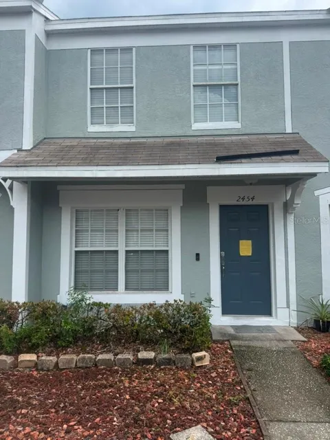 2454 LAKE WOODBERRY CIRCLE