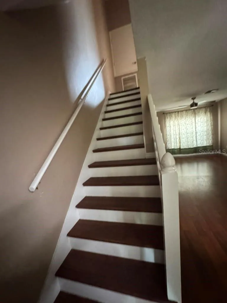 2454 LAKE WOODBERRY CIRCLE Brandon, FL 33510