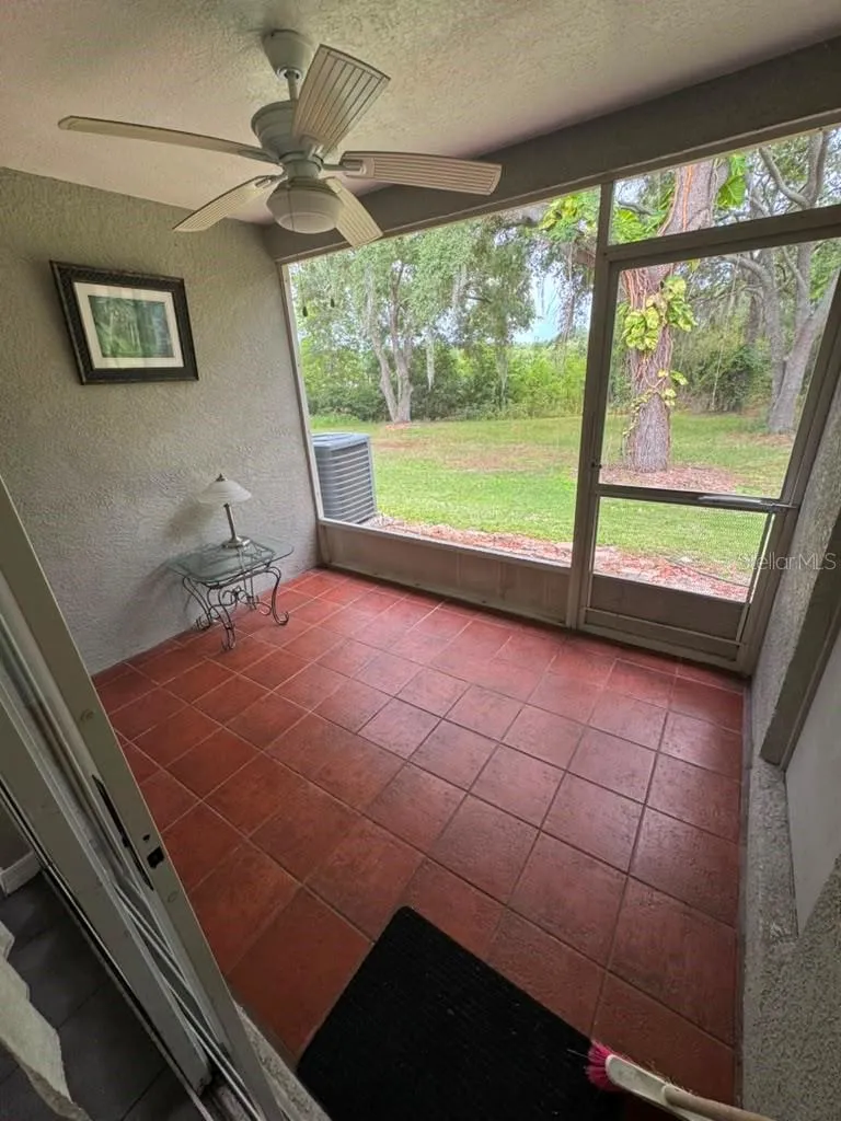 2454 LAKE WOODBERRY CIRCLE Brandon, FL 33510