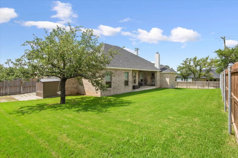 5017 Bella Charca Parkway Nolanville, TX 76559