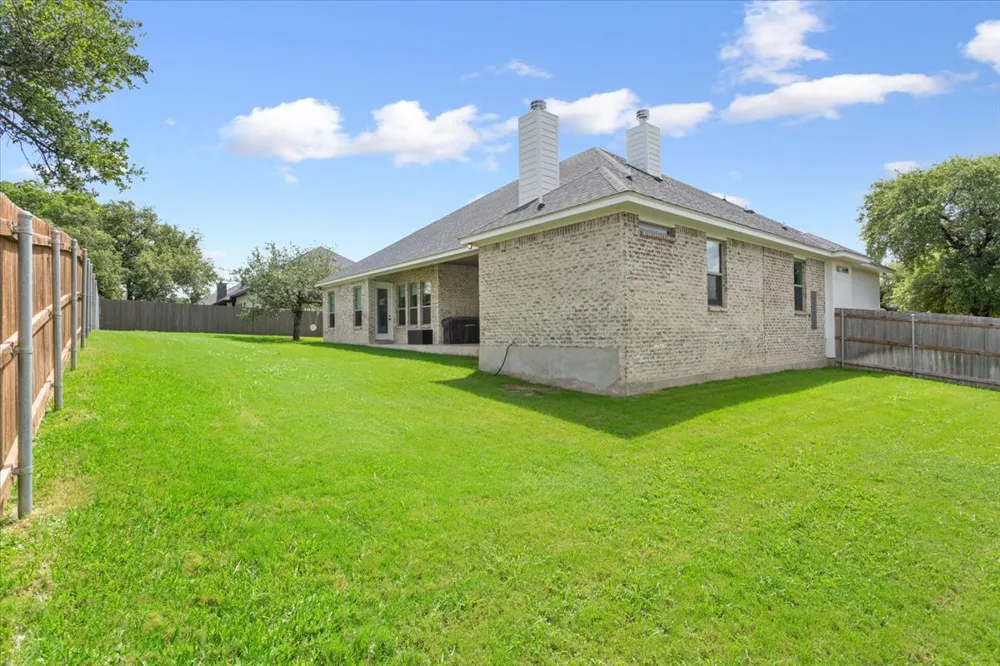 5017 Bella Charca Parkway Nolanville, TX 76559