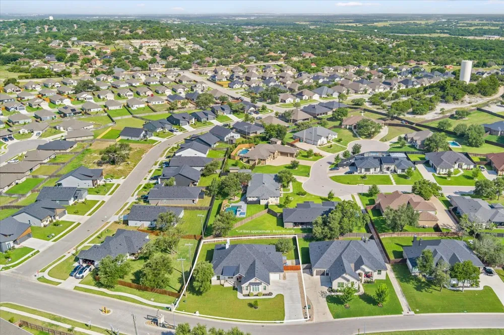 5017 Bella Charca Parkway Nolanville, TX 76559