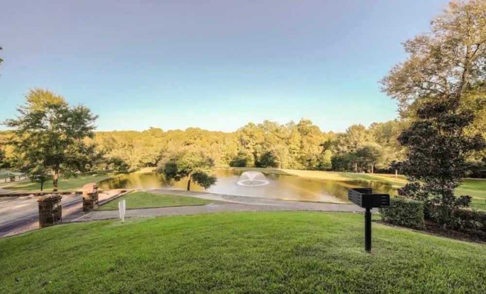 7389 Teaswood Drive Conroe, TX 77304