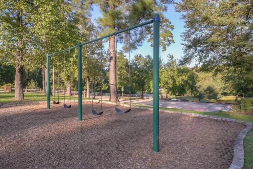 7389 Teaswood Drive Conroe, TX 77304