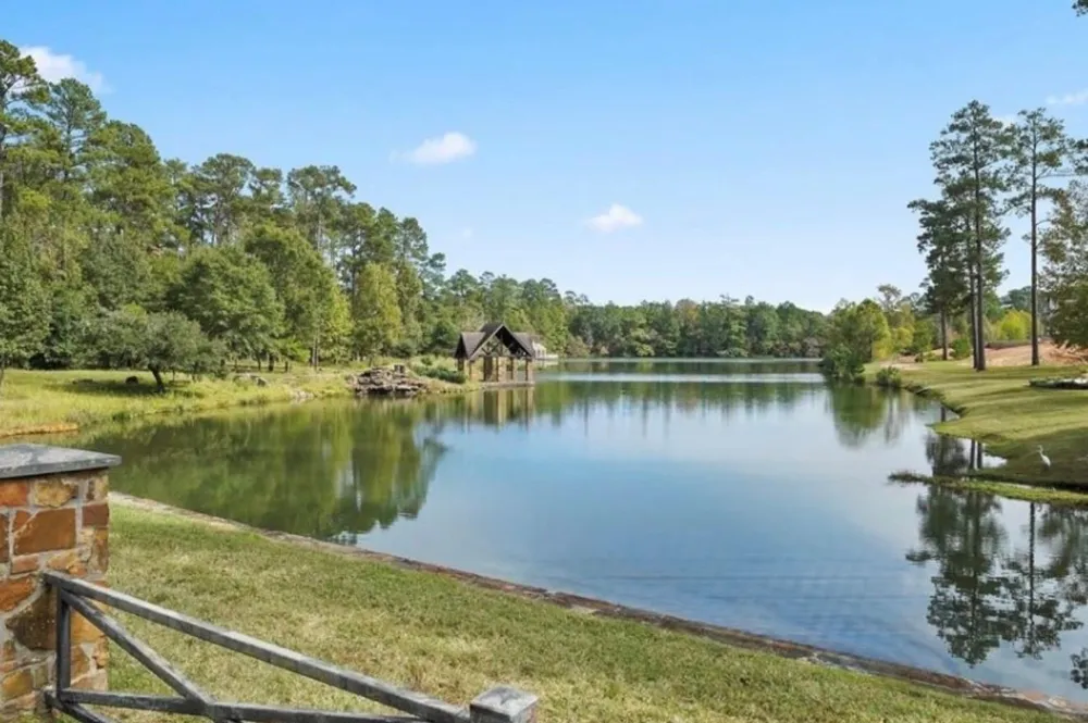 7389 Teaswood Drive Conroe, TX 77304