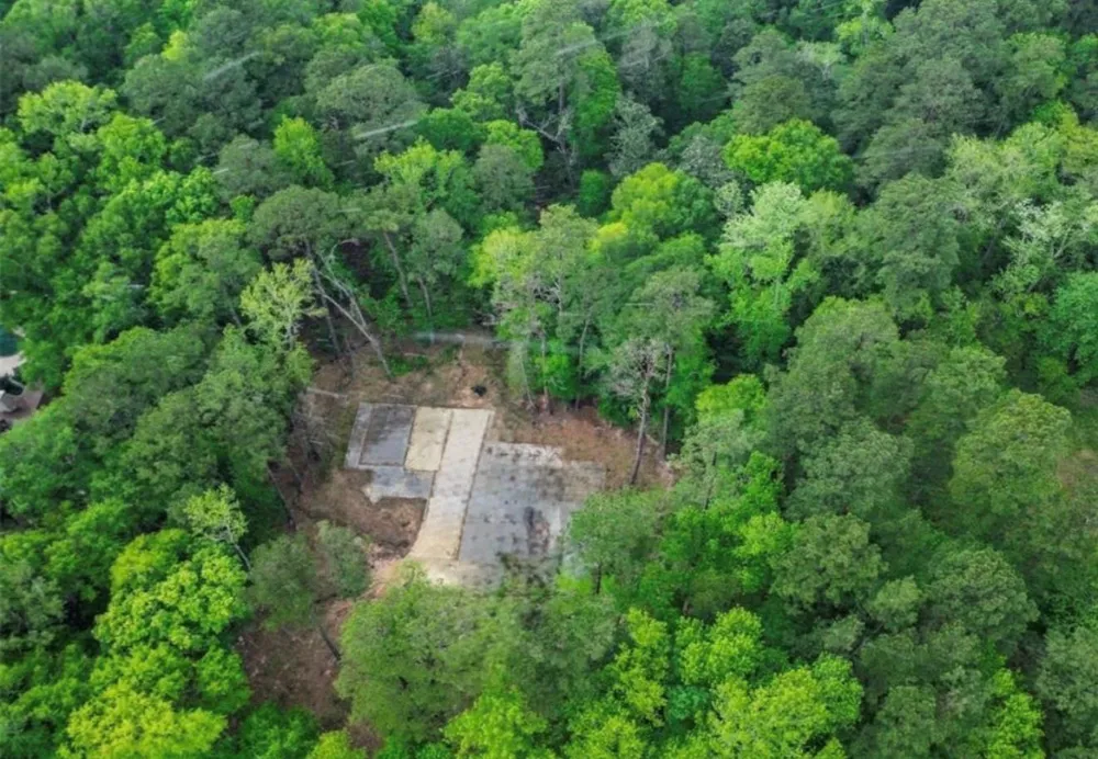 7389 Teaswood Drive Conroe, TX 77304