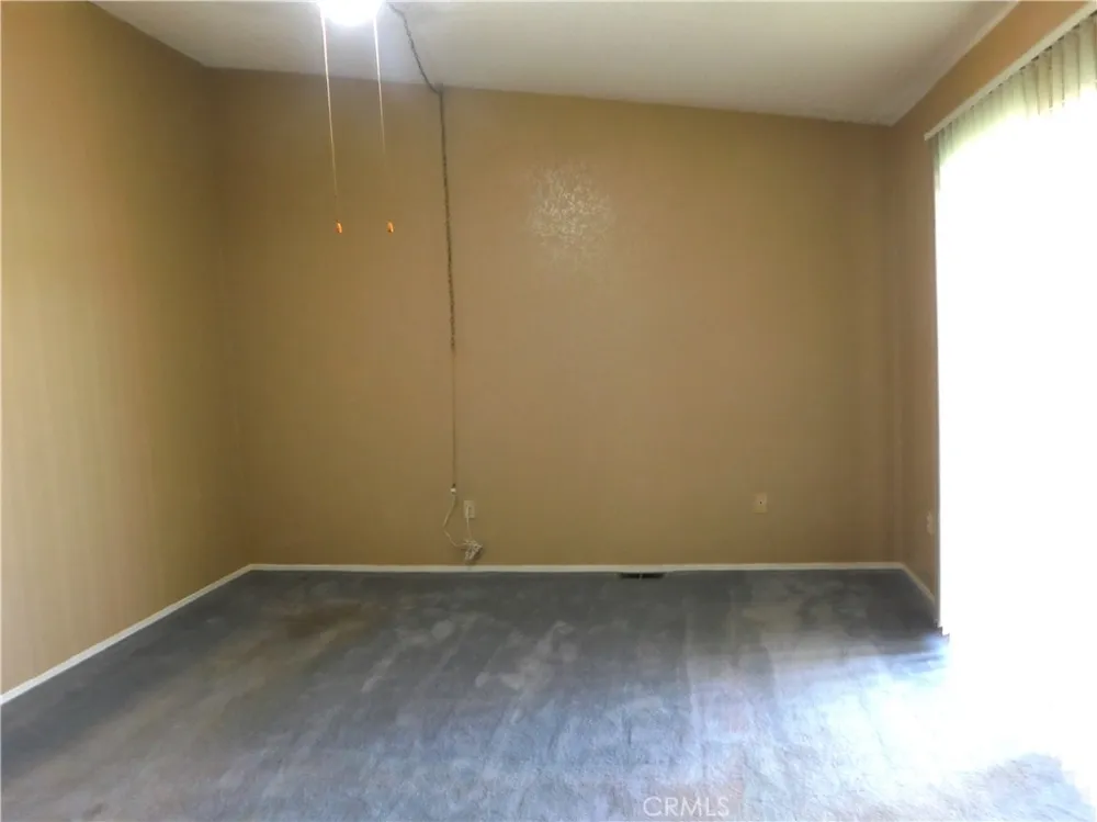 14306 Dover Mojave, CA 93501