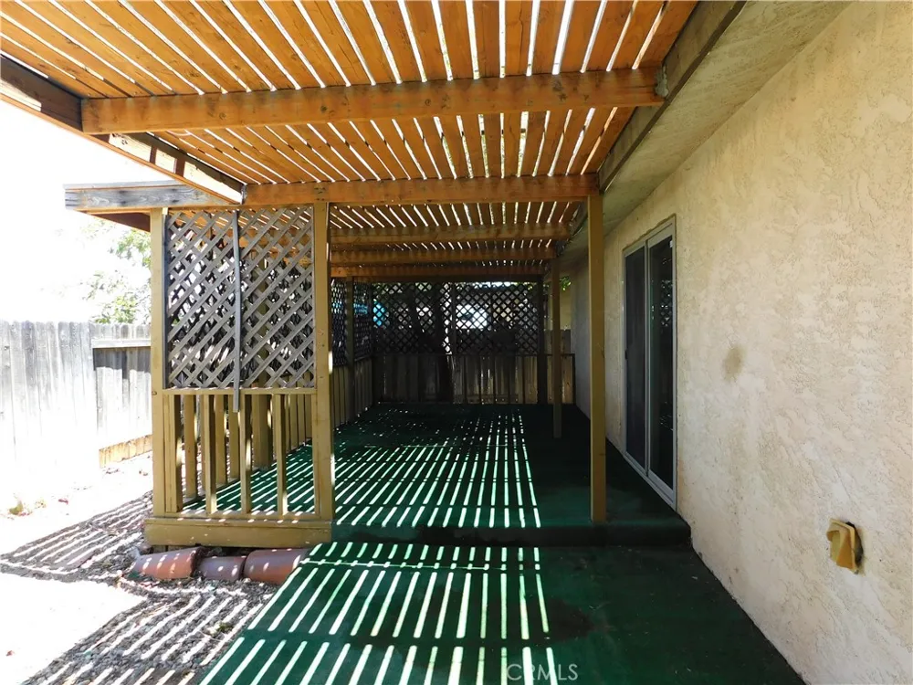 14306 Dover Mojave, CA 93501