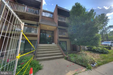 10725 WEST DRIVE #303