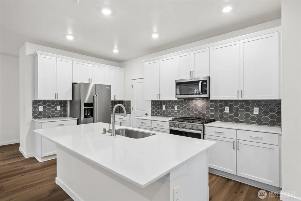 17914 SE 265th Street Covington, WA 98042