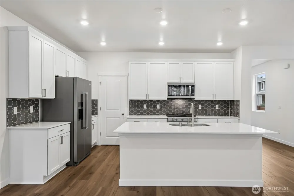 17914 SE 265th Street Covington, WA 98042