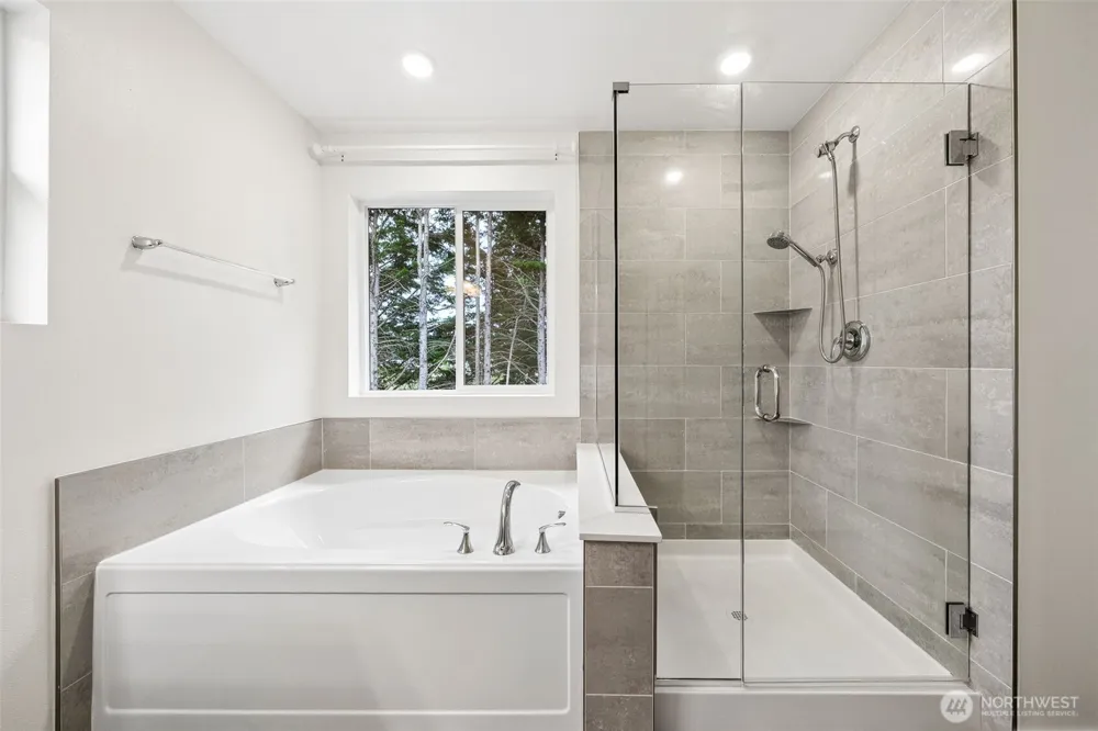 17914 SE 265th Street Covington, WA 98042