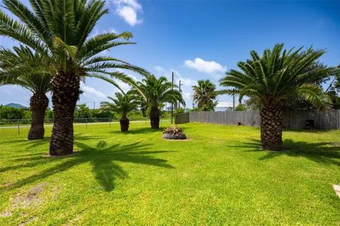 1051 Pompano Drive