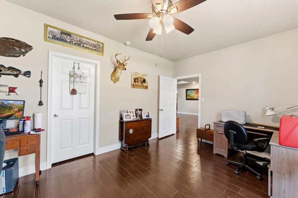 1320 Oregon Street La Porte, TX 77571