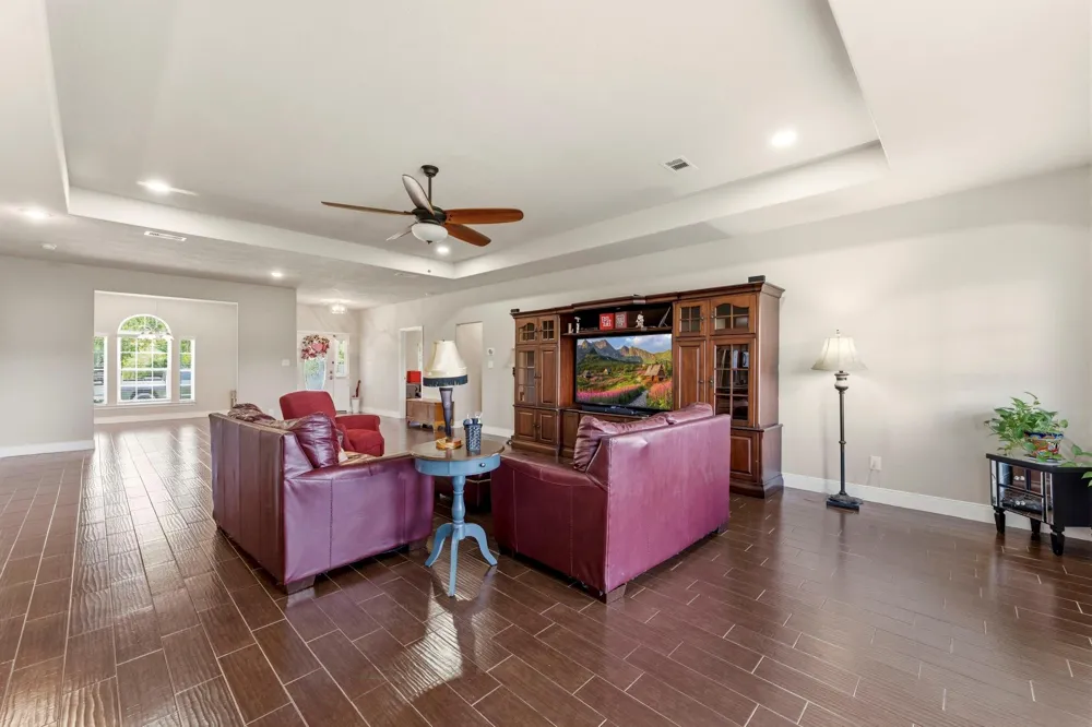 1320 Oregon Street La Porte, TX 77571