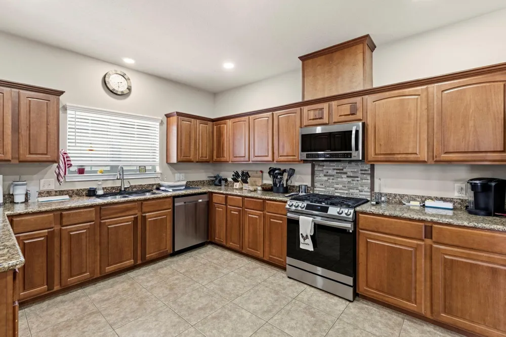 1320 Oregon Street La Porte, TX 77571