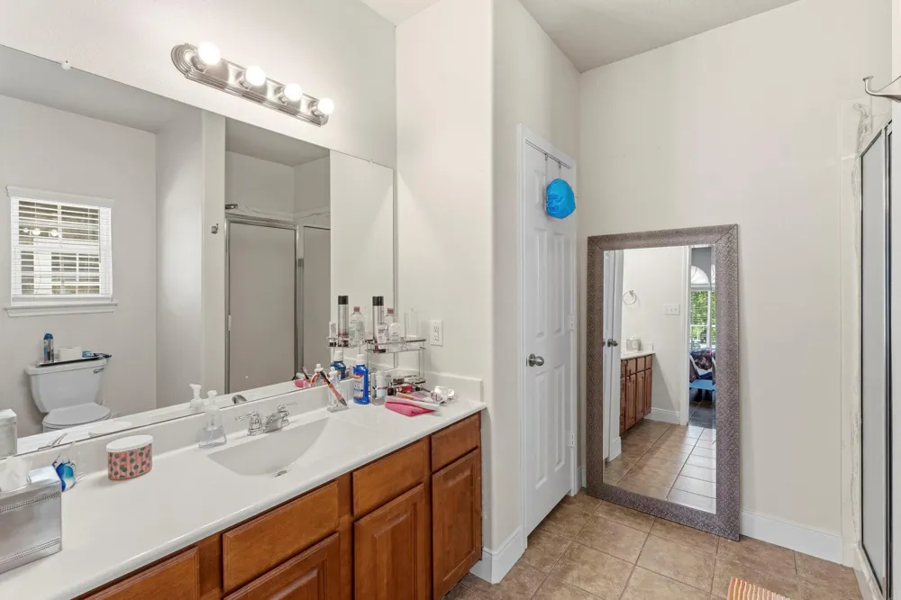 1320 Oregon Street La Porte, TX 77571