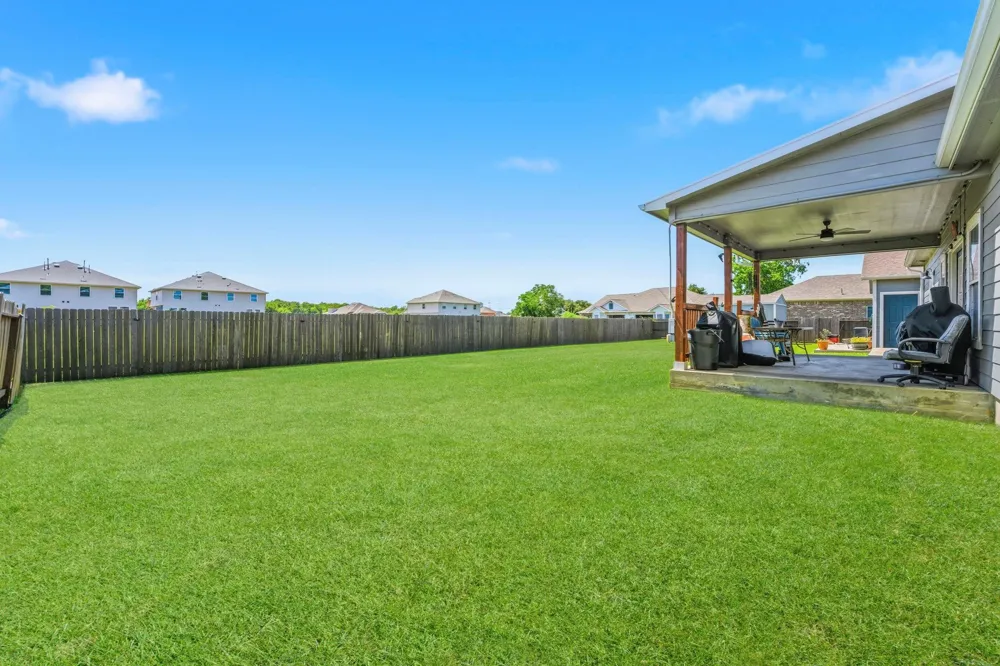 1320 Oregon Street La Porte, TX 77571