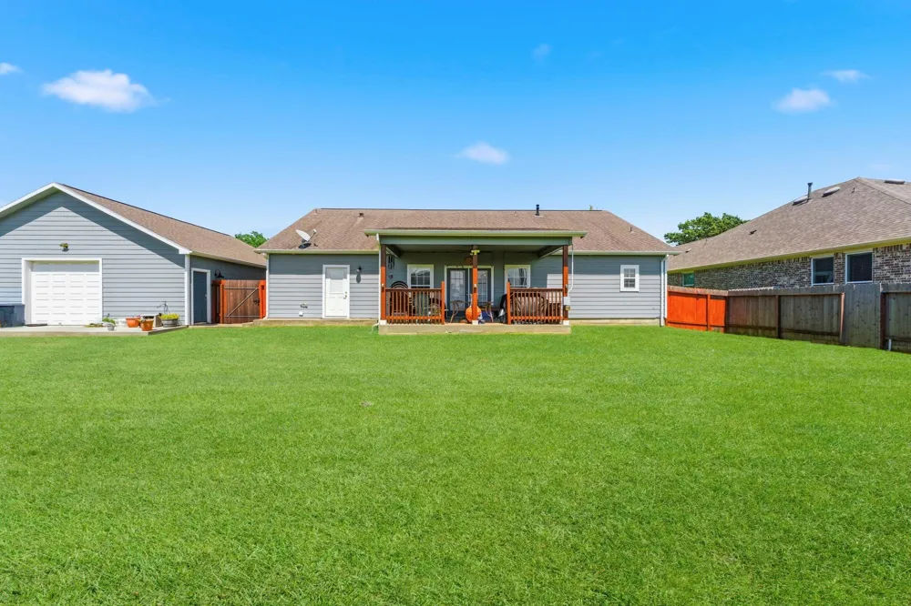 1320 Oregon Street La Porte, TX 77571