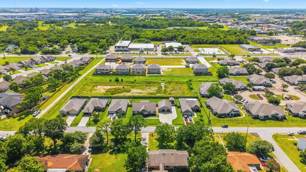 1320 Oregon Street La Porte, TX 77571