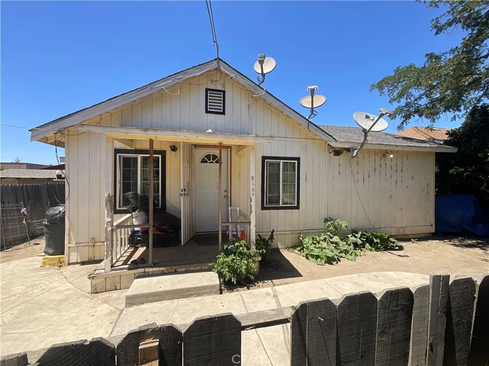 218 Pearl King City, CA 93930