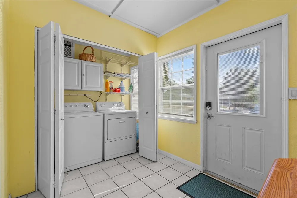 5407 29TH AVENUE S Gulfport, FL 33707